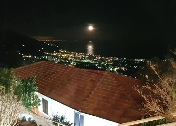 La Casa Di Enzo Nyaraló